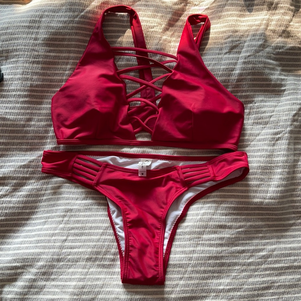 CUPSHE Size Medium Red 2 piece 👙